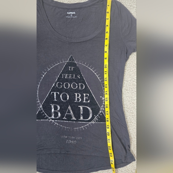 Express Gray Graphic Tee Siz Small - Picture 7 of 8